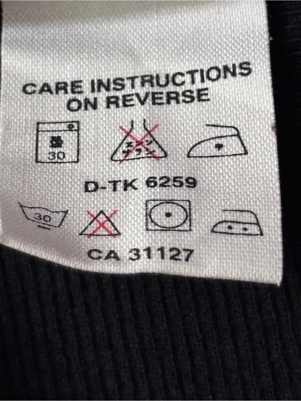 DKNY Black Ribbed Baby Tee - Short Sleeve Crew Neck - Size P/S - Picture 8 of 9
